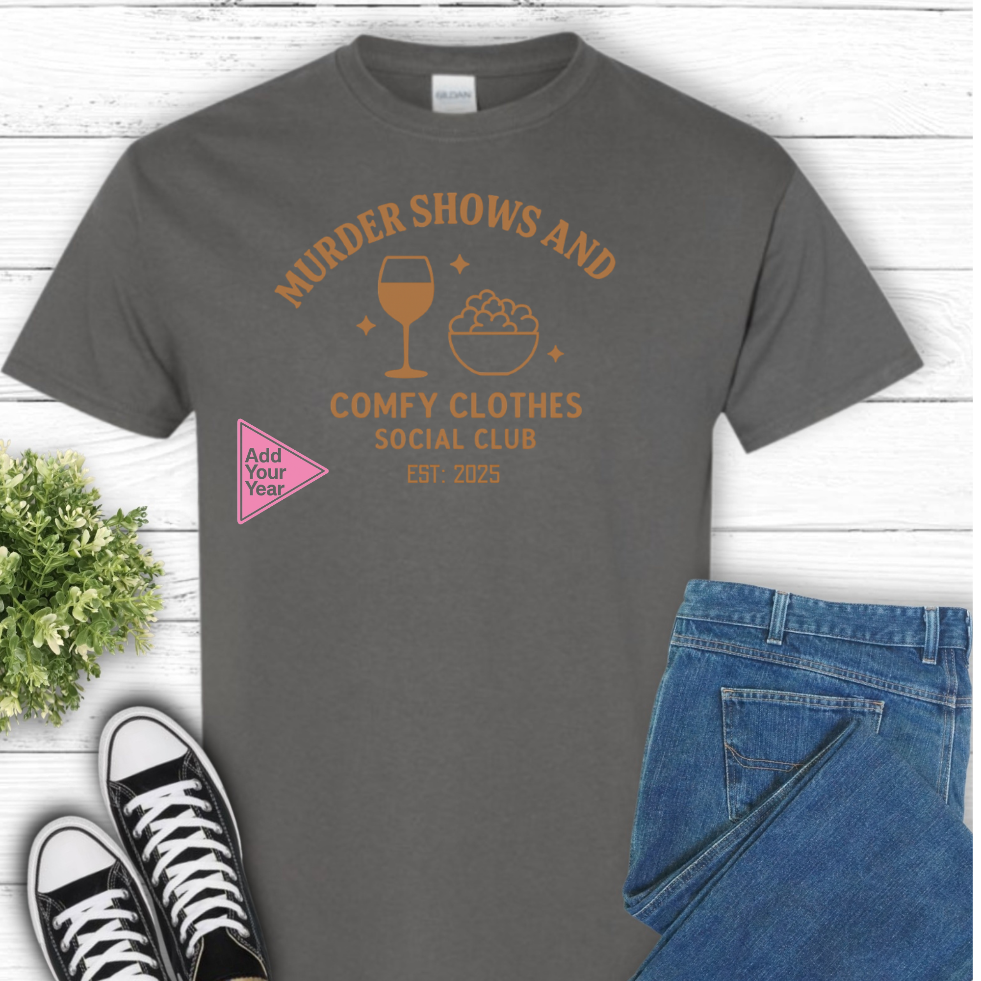 Murder Shows & Comfy Clothes T-Shirt – Funny True Crime Tee for Women Who Unwind with Wine, Snacks & Suspicious Alibis during True Crime Marathons